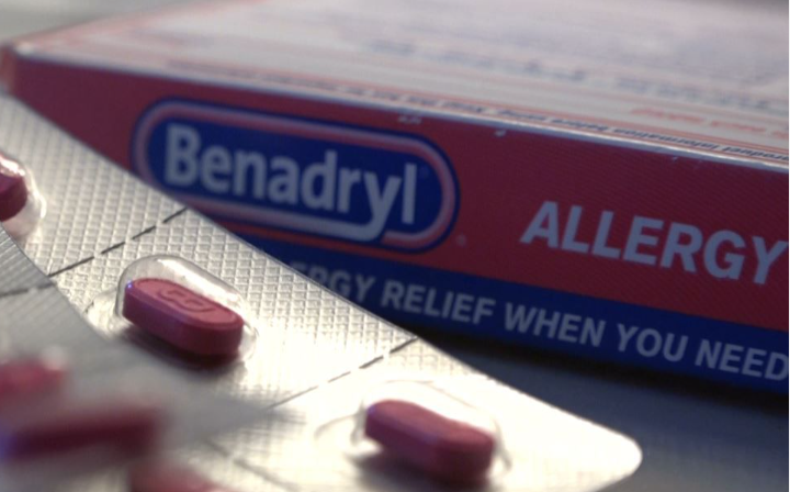 Talk to your teens about the dangers of Benadryl Overdose.